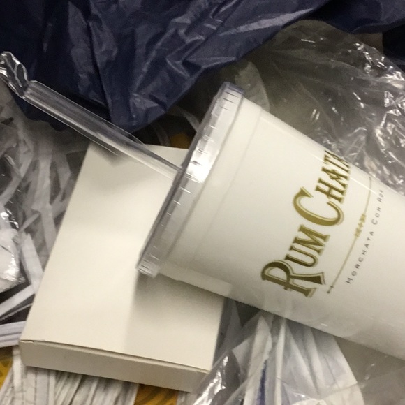 Rum Chata cold Travel Cup - Picture 3 of 6